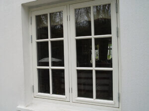 STM Timber Windows with visible hinges