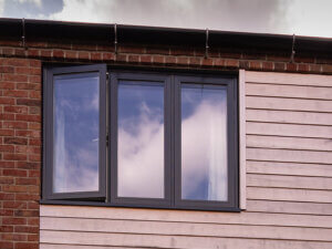 Side Guided Window