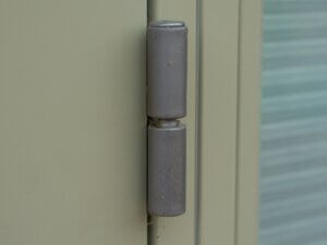 Rationel Terrace Door Hinges against RAL 7032 Pebble Grey Door