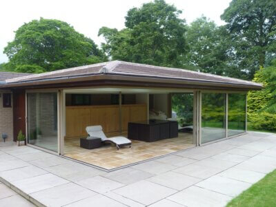 Sunflex SVG83 cornerless sliding door
